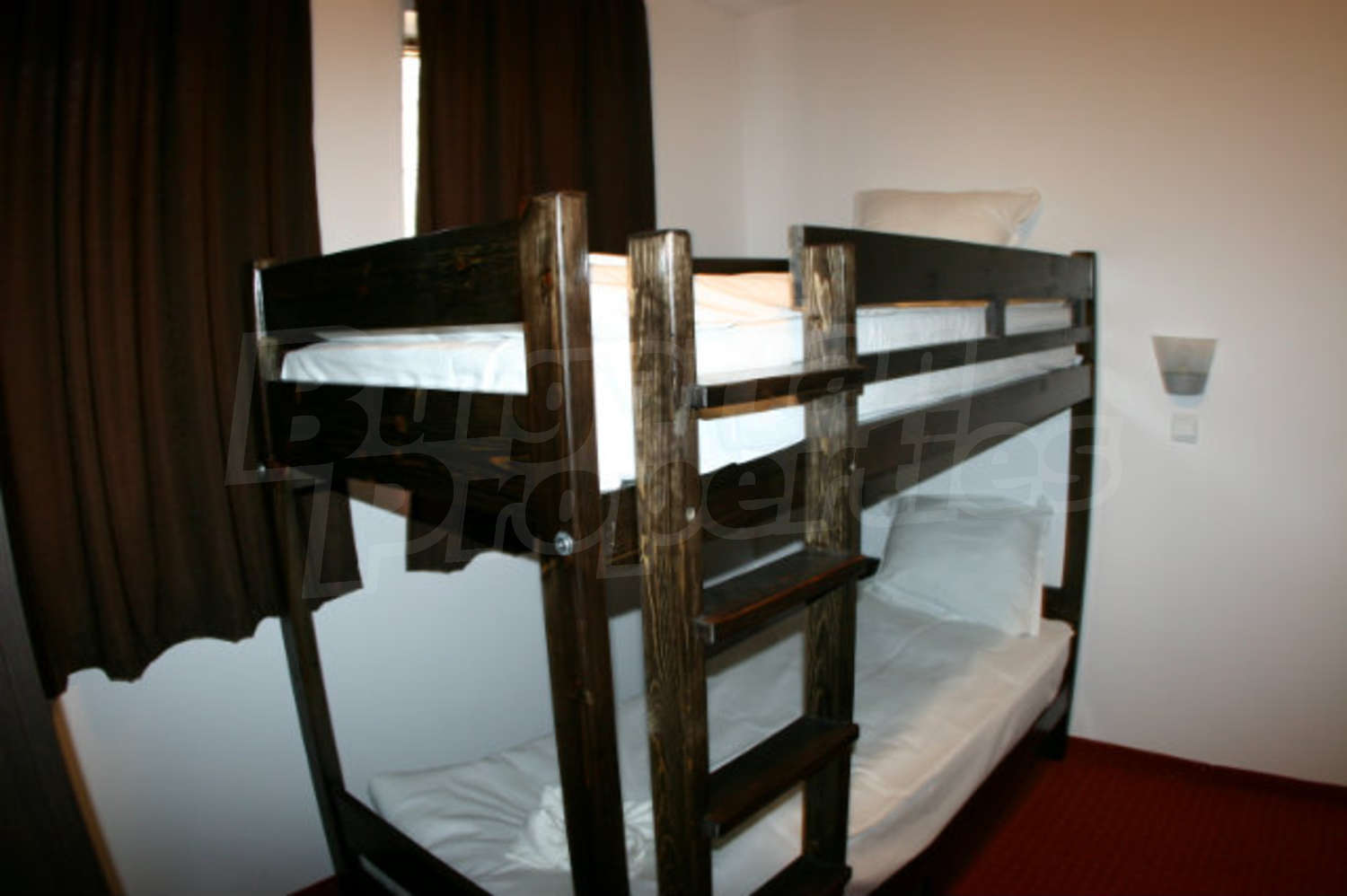 Gallery Picture 8
