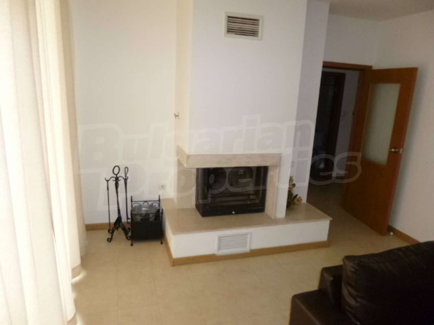 Gallery Picture 5