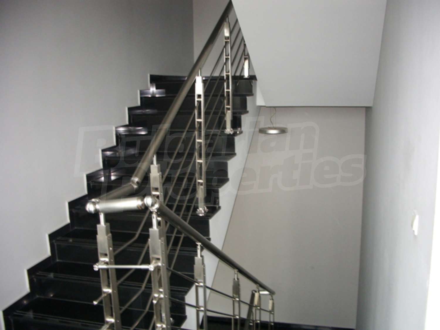 Gallery Picture 6