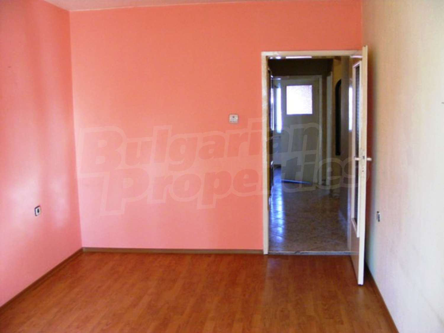 Gallery Picture 7