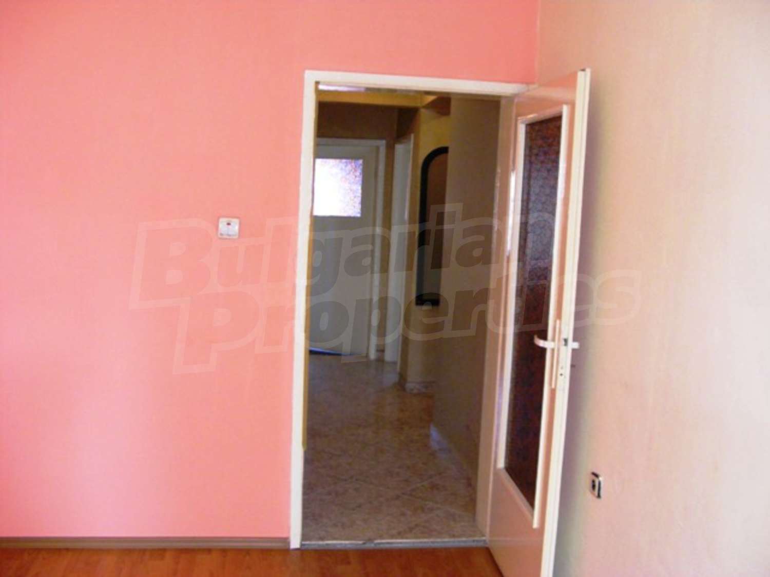 Gallery Picture 8