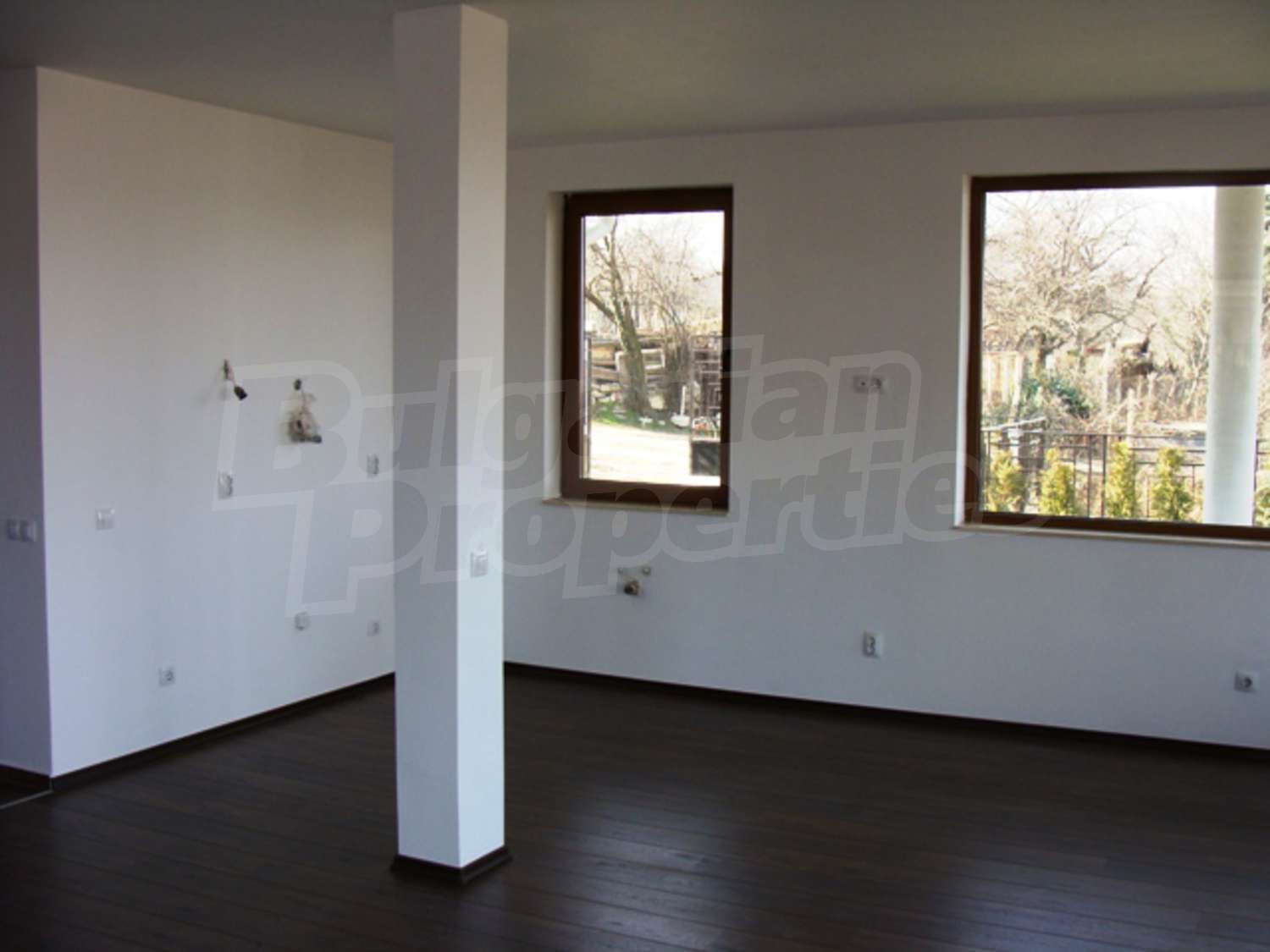 Gallery Picture 14