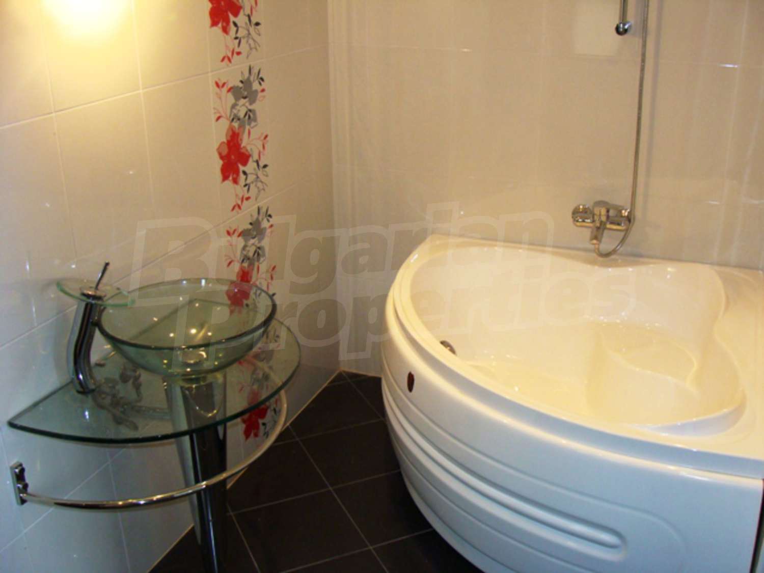Gallery Picture 24
