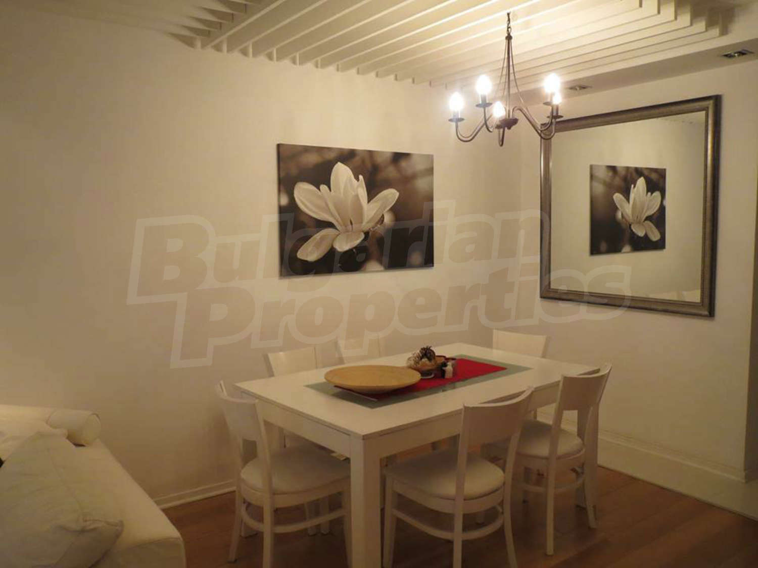 Gallery Picture 2