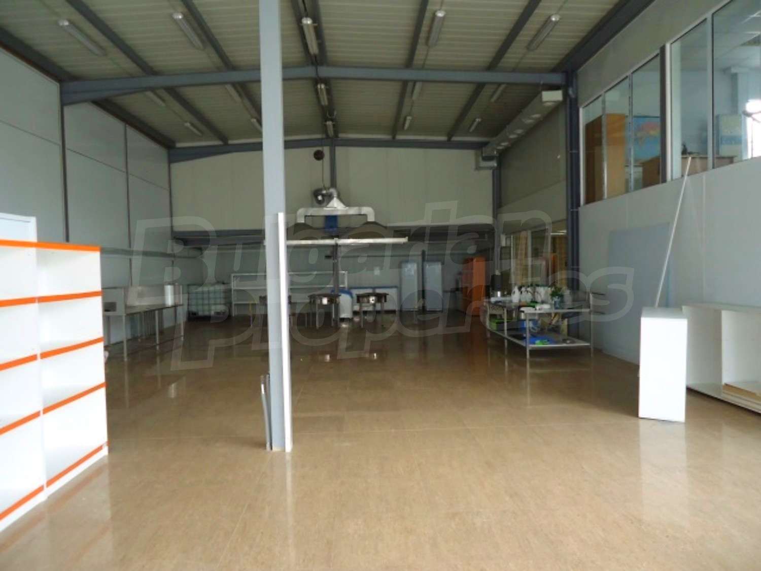 Gallery Picture 15