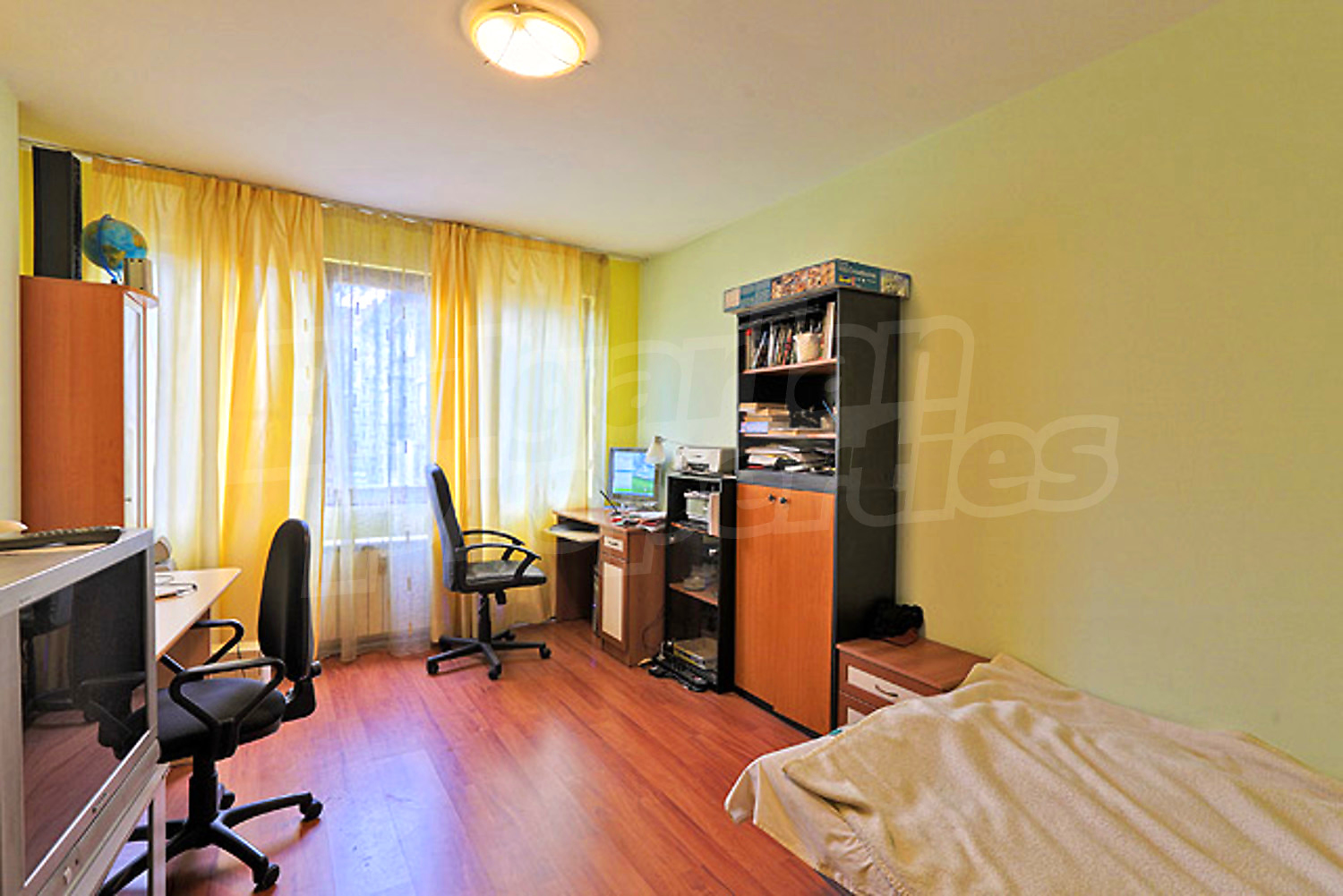 Gallery Picture 15