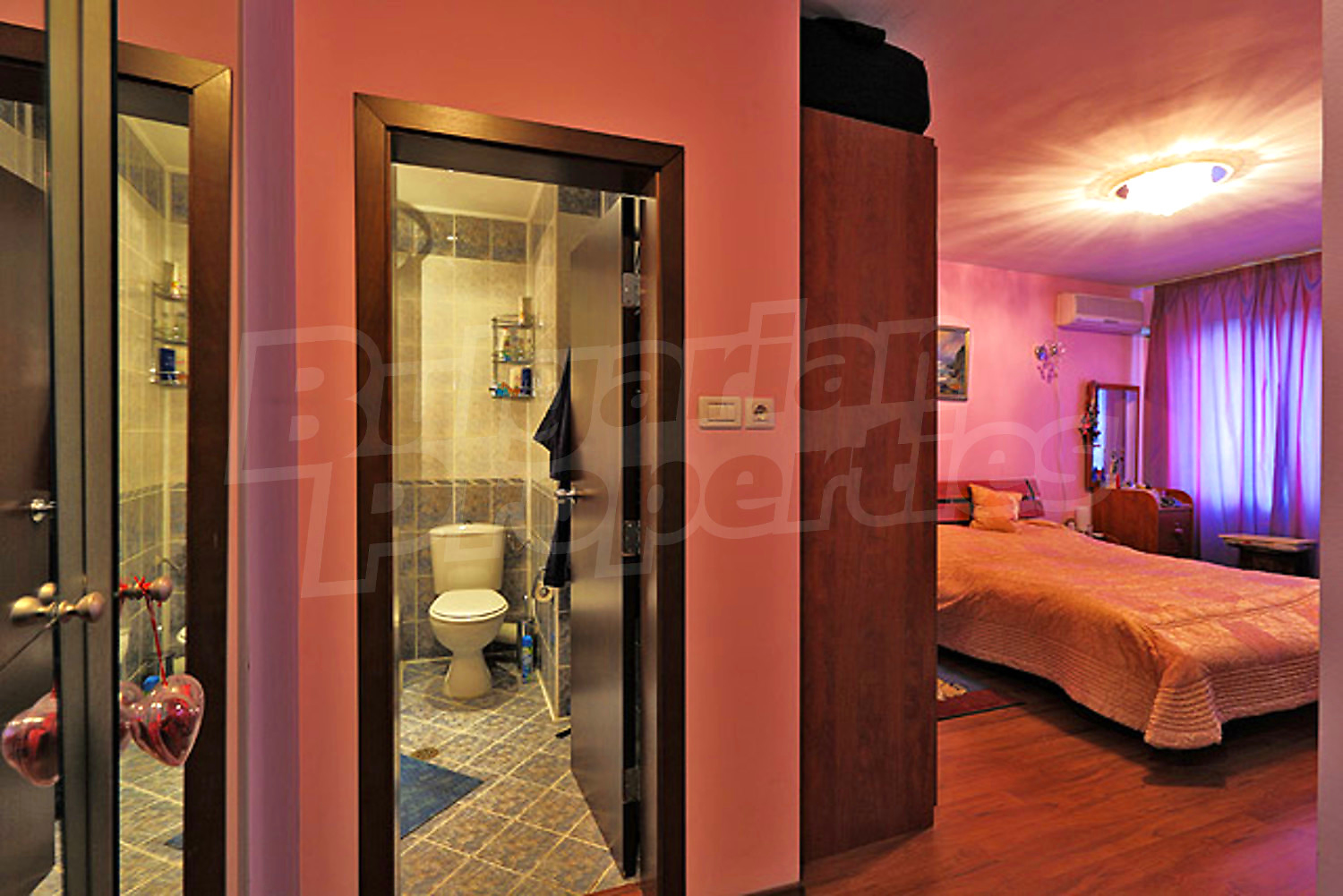 Gallery Picture 17