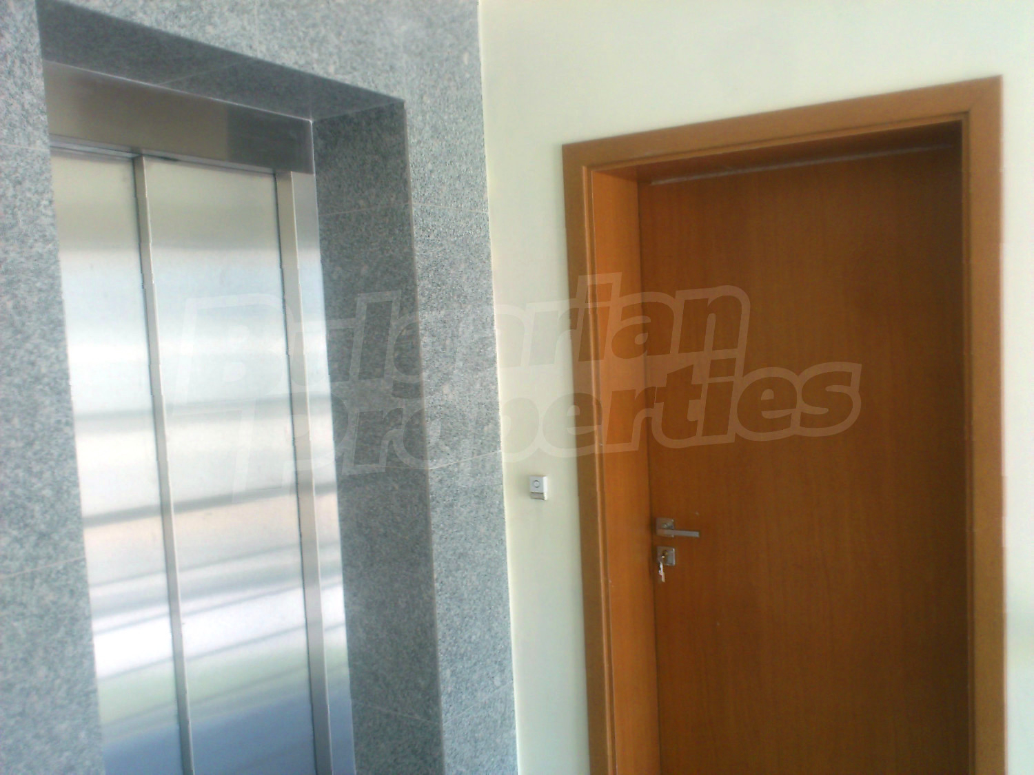 Gallery Picture 10
