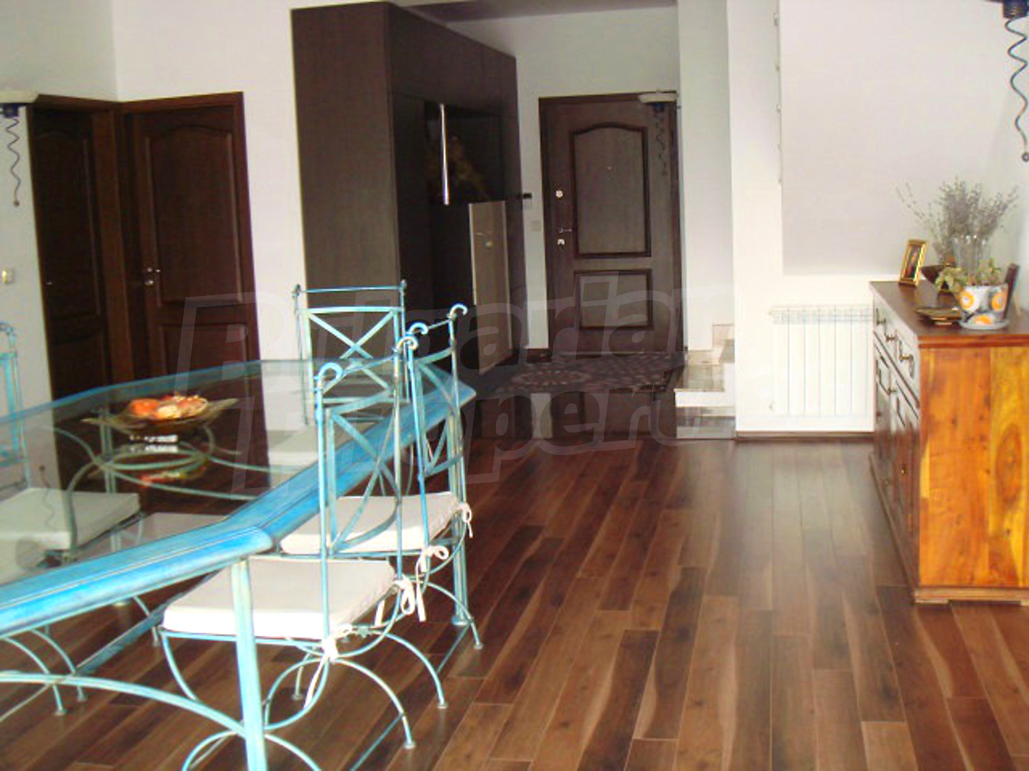 Gallery Picture 36