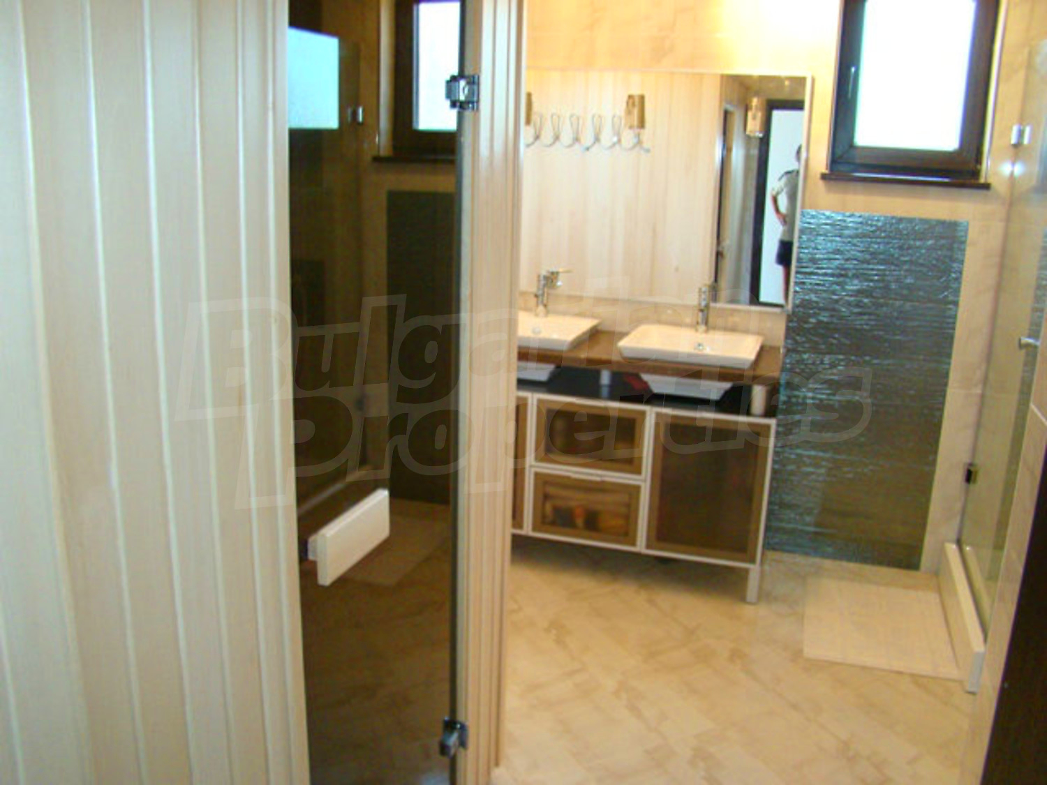 Gallery Picture 49