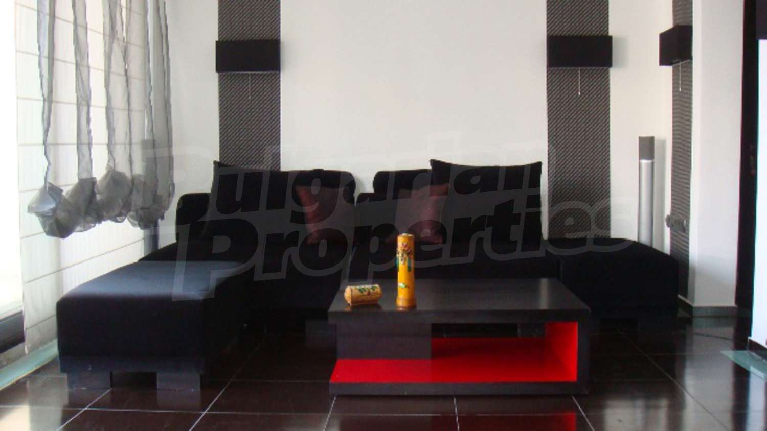 Gallery Picture 2