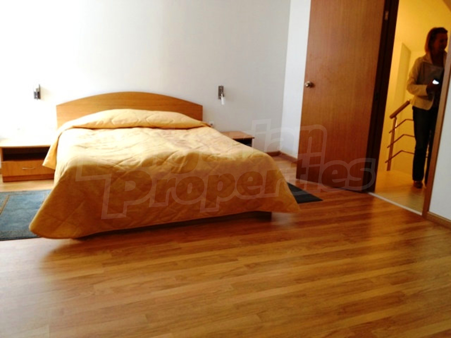 Gallery Picture 16