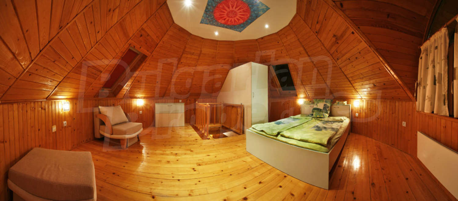 Gallery Picture 3