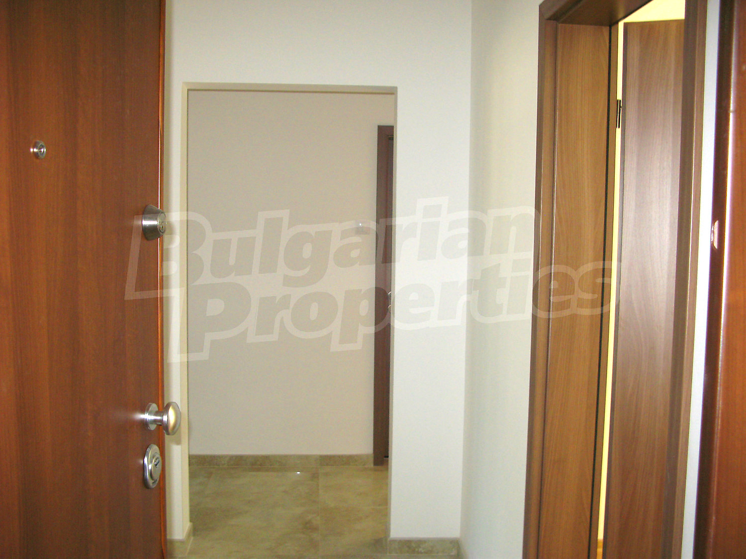 Gallery Picture 10