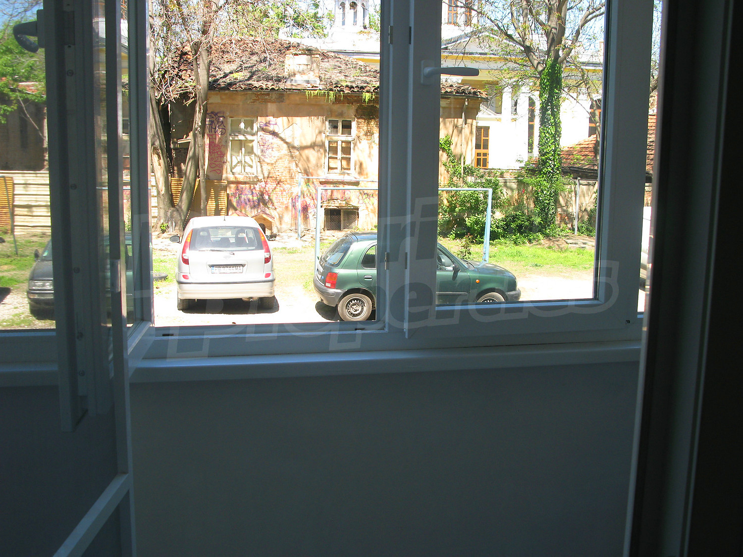 Gallery Picture 8
