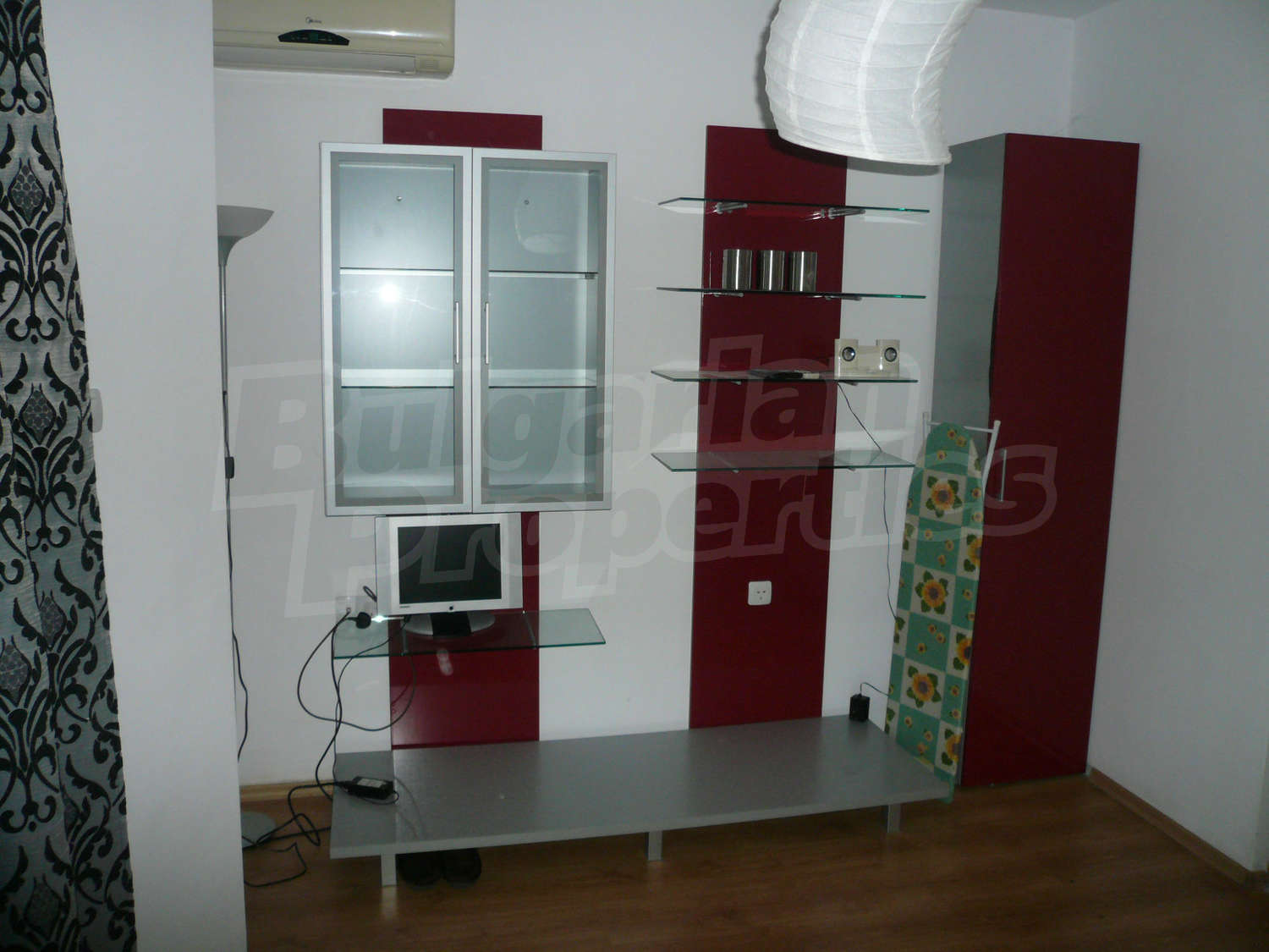 Gallery Picture 9