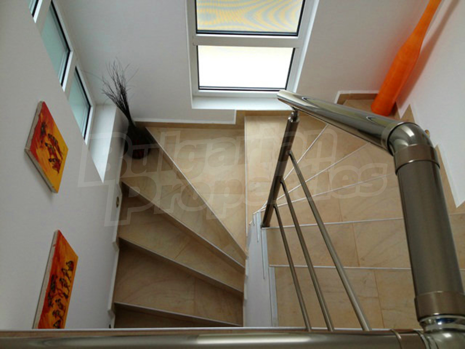Gallery Picture 17