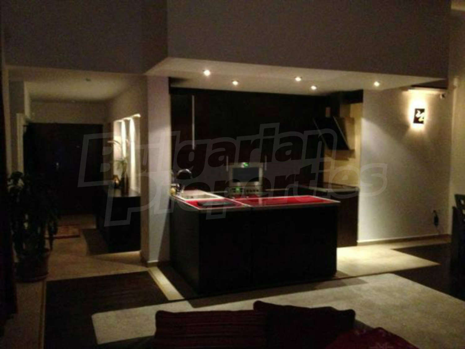 Gallery Picture 5