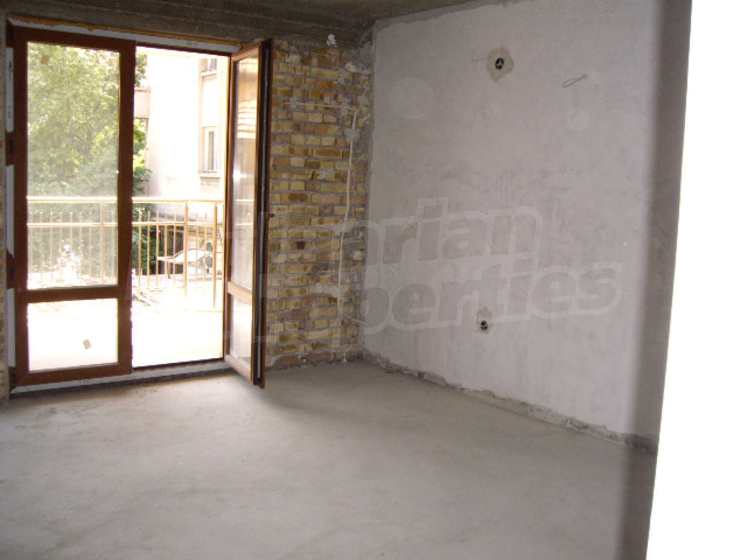 Gallery Picture 13