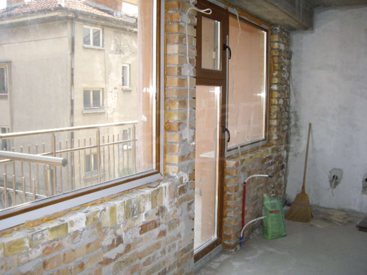Gallery Picture 23