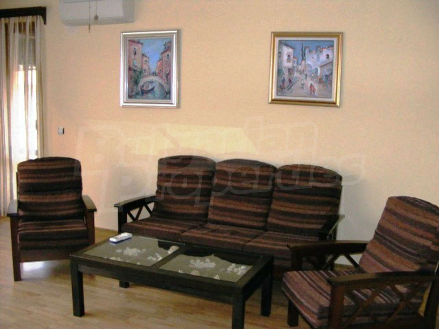 Gallery Picture 11