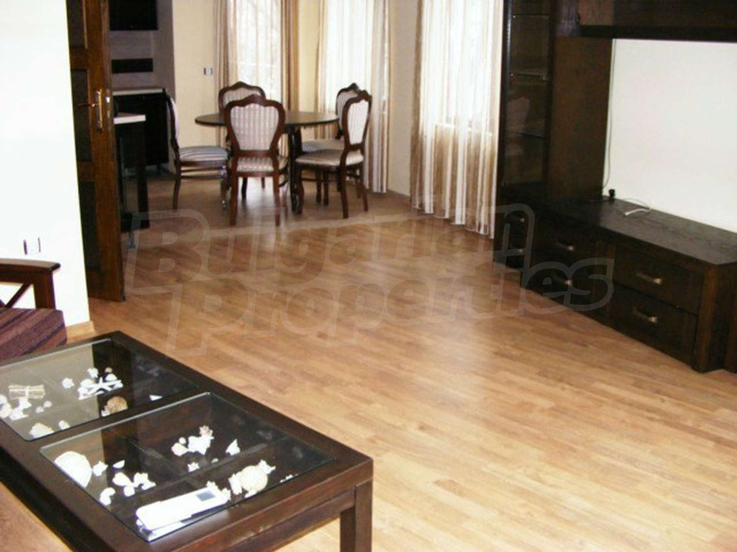 Gallery Picture 14