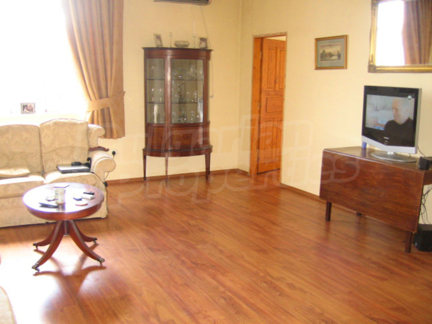 Gallery Picture 23