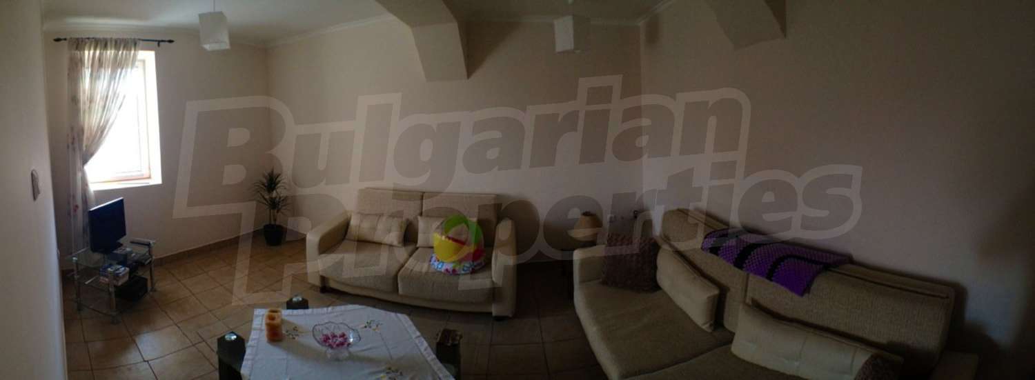 Gallery Picture 8