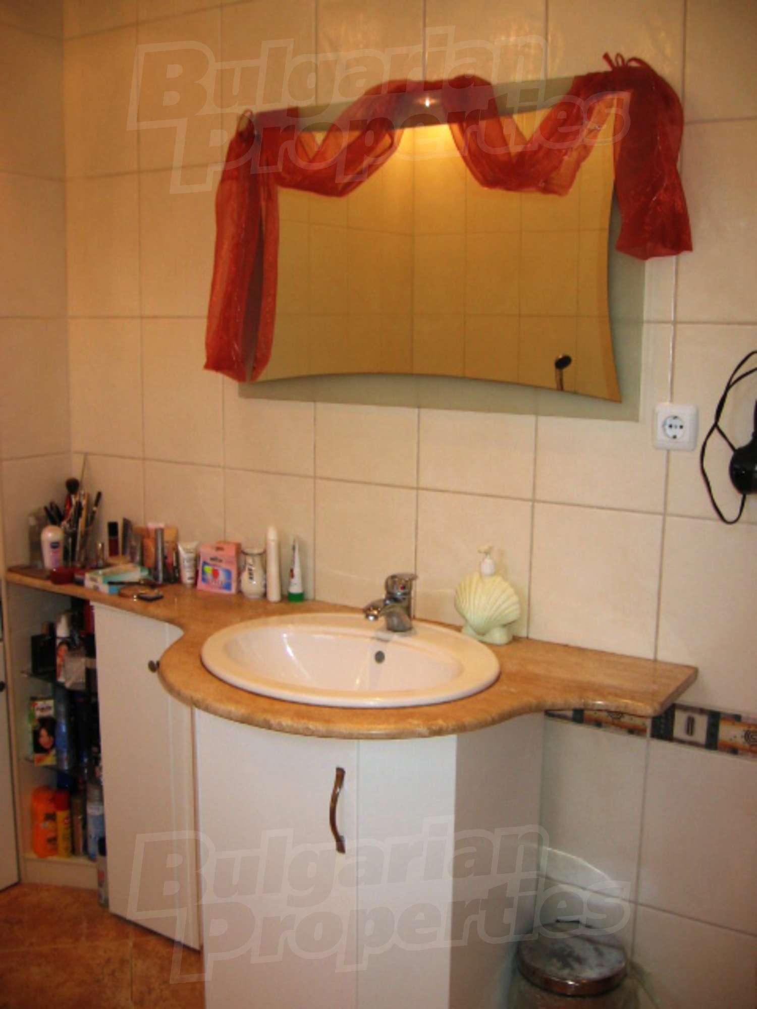 Gallery Picture 28