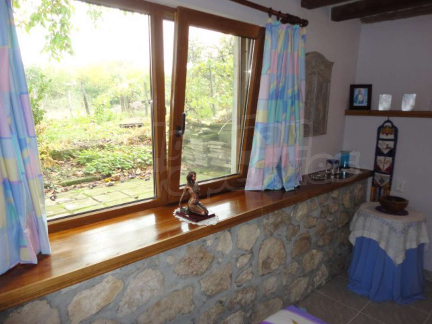Gallery Picture 18