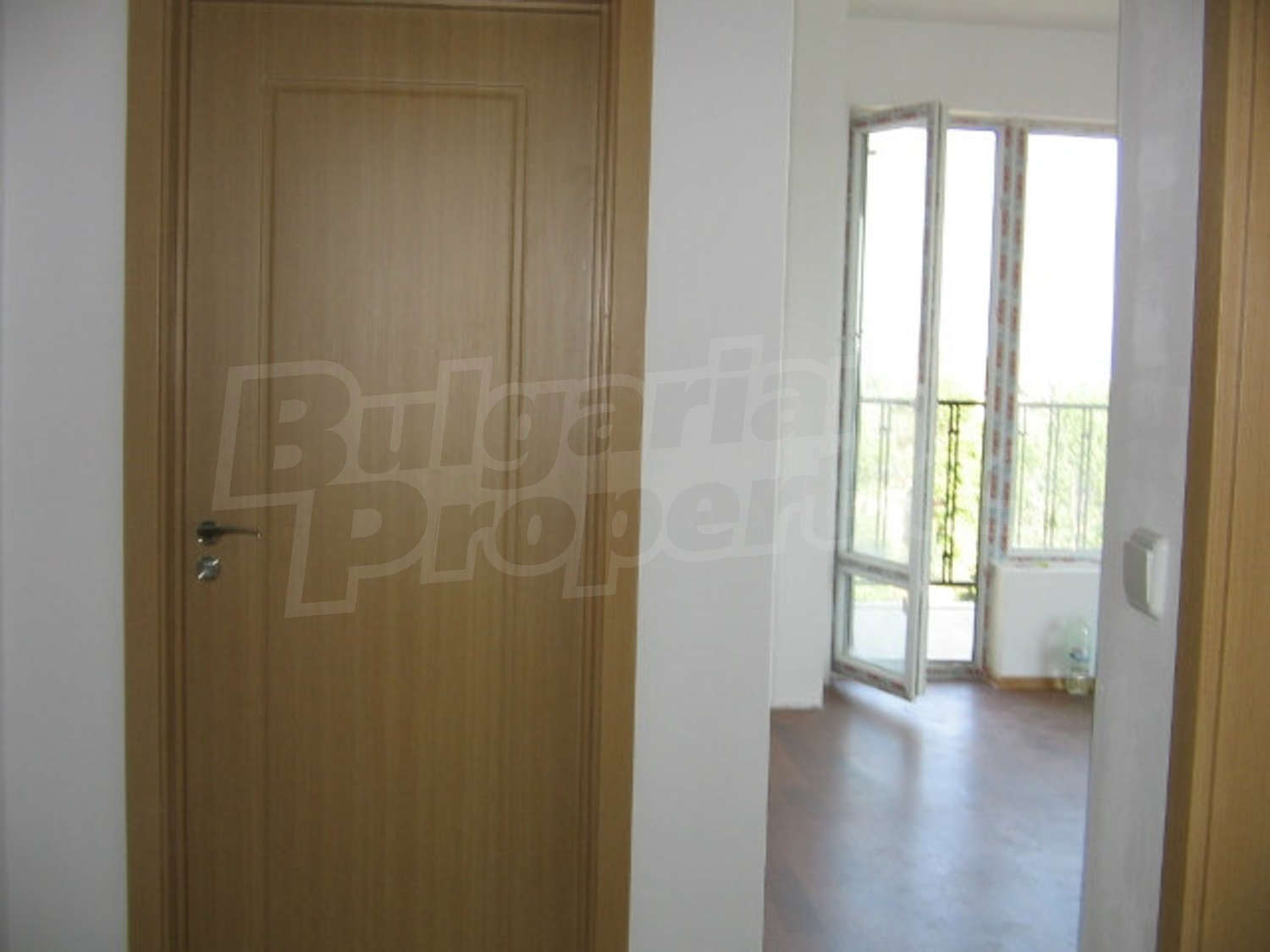 Gallery Picture 6