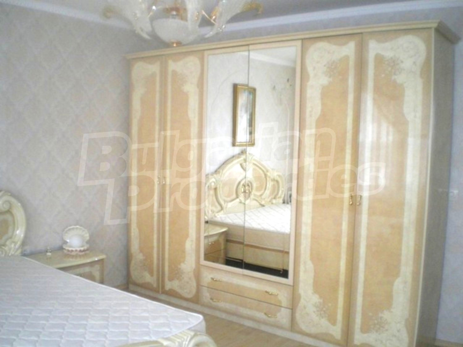 Gallery Picture 18