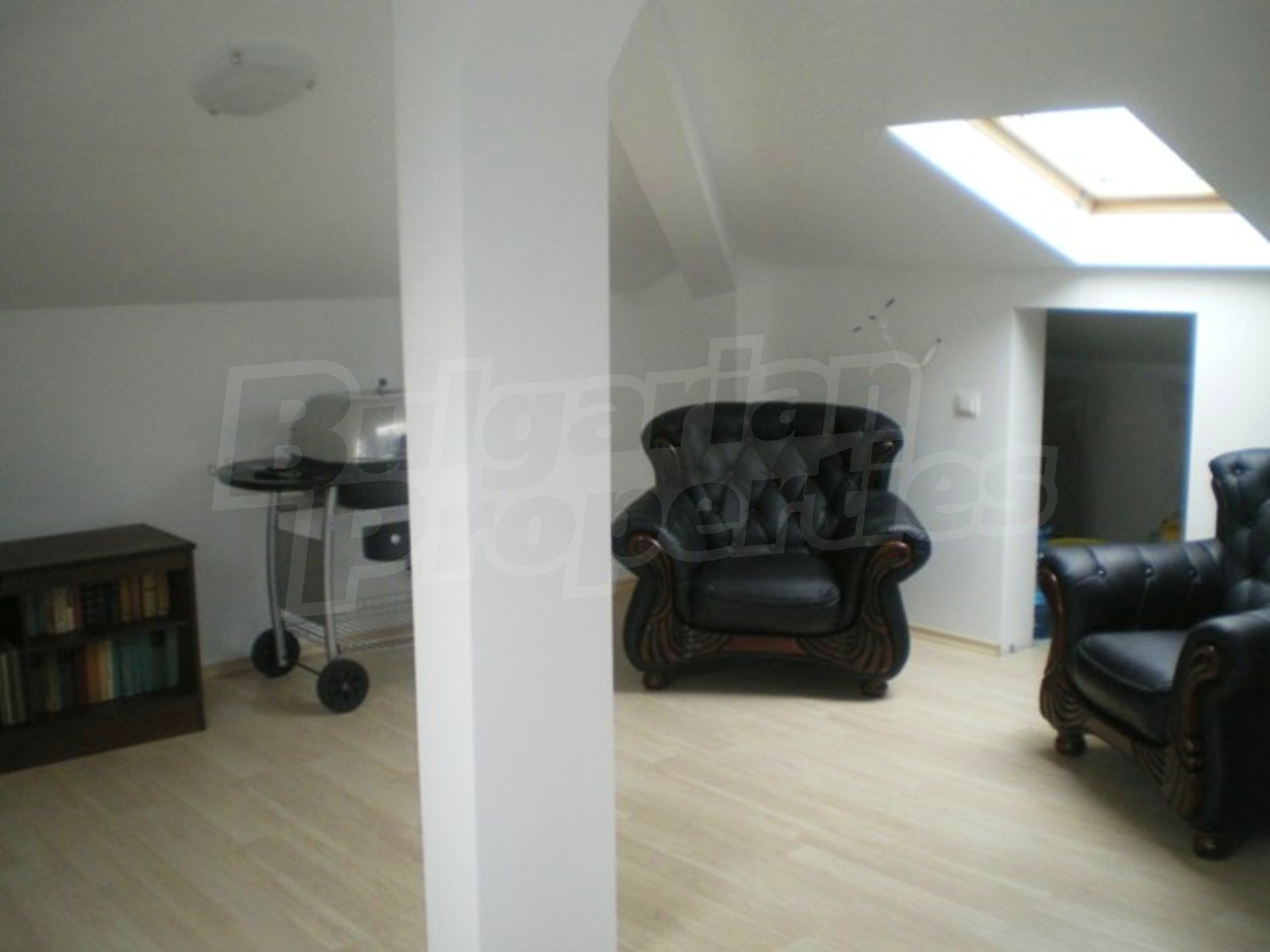 Gallery Picture 32