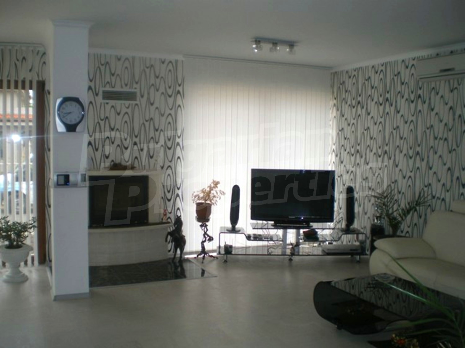Gallery Picture 8