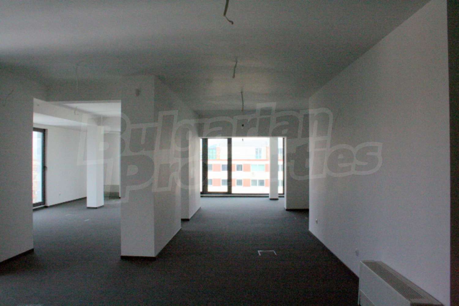 Gallery Picture 4