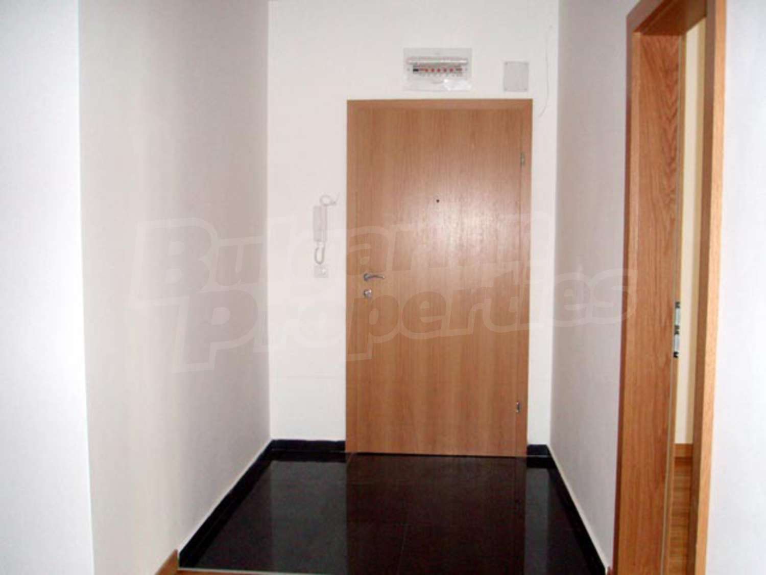Gallery Picture 7