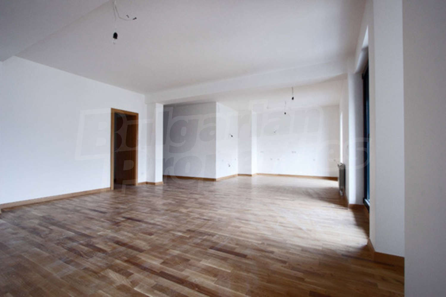 Gallery Picture 4