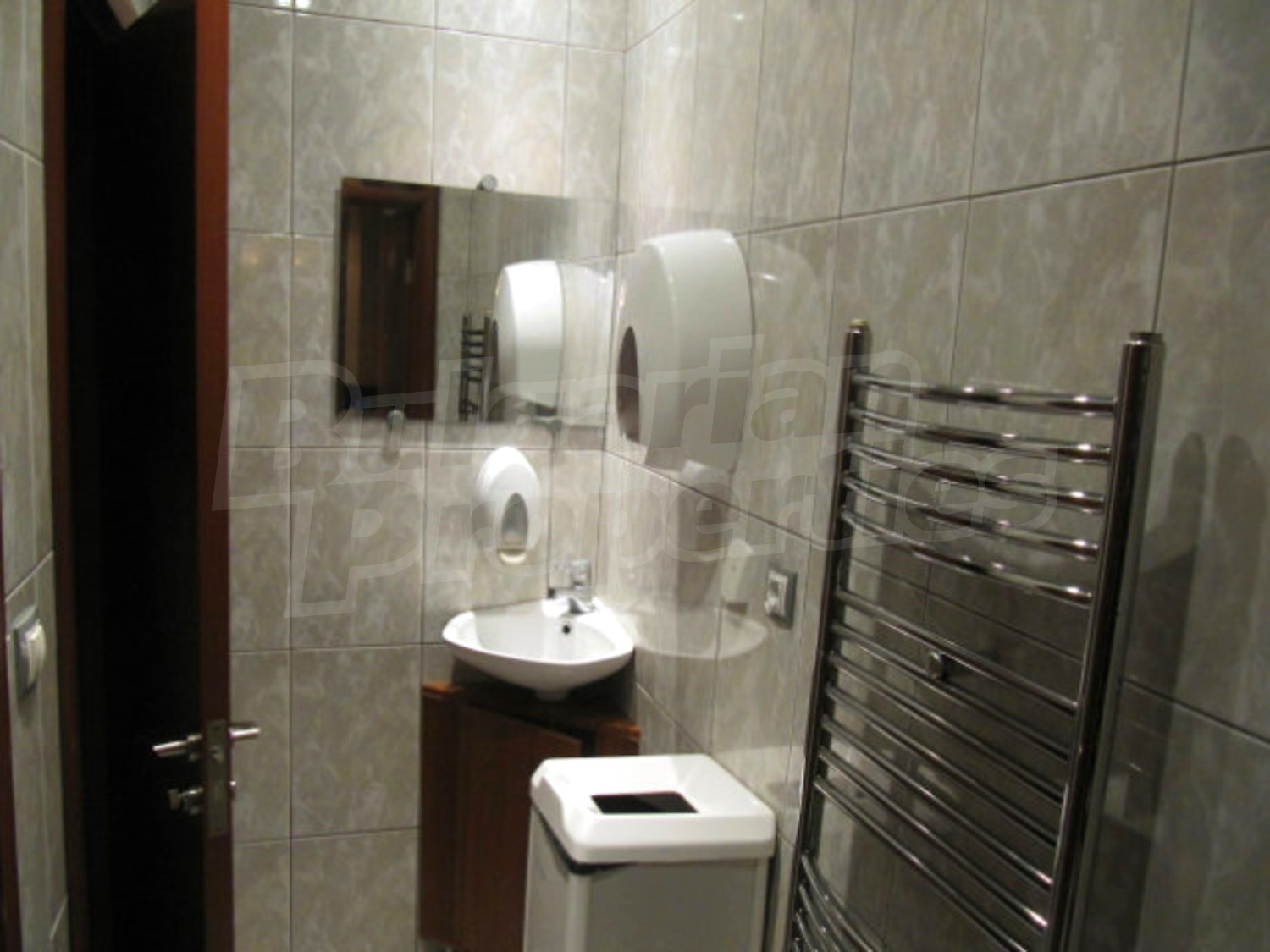 Gallery Picture 19