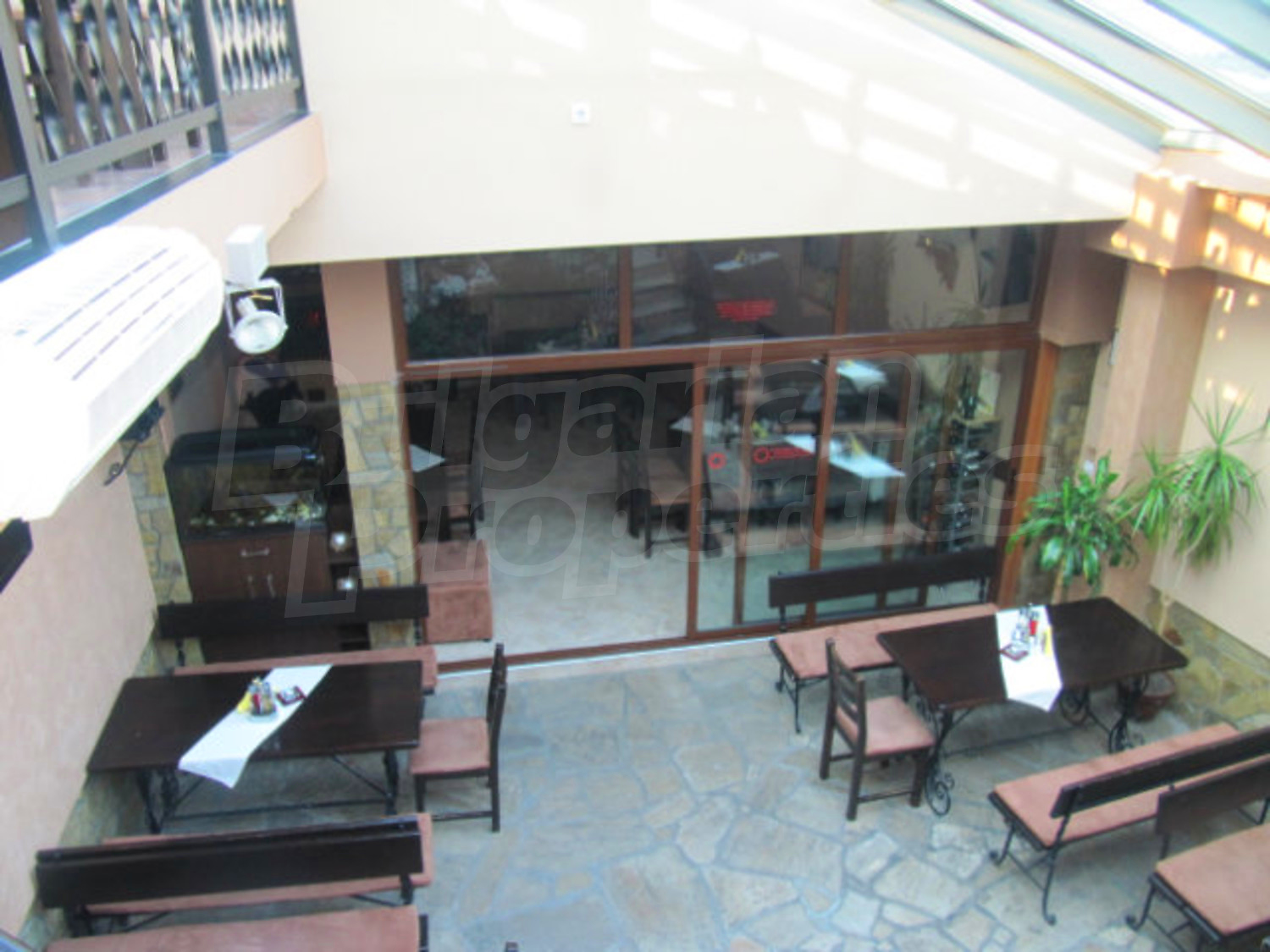 Gallery Picture 6