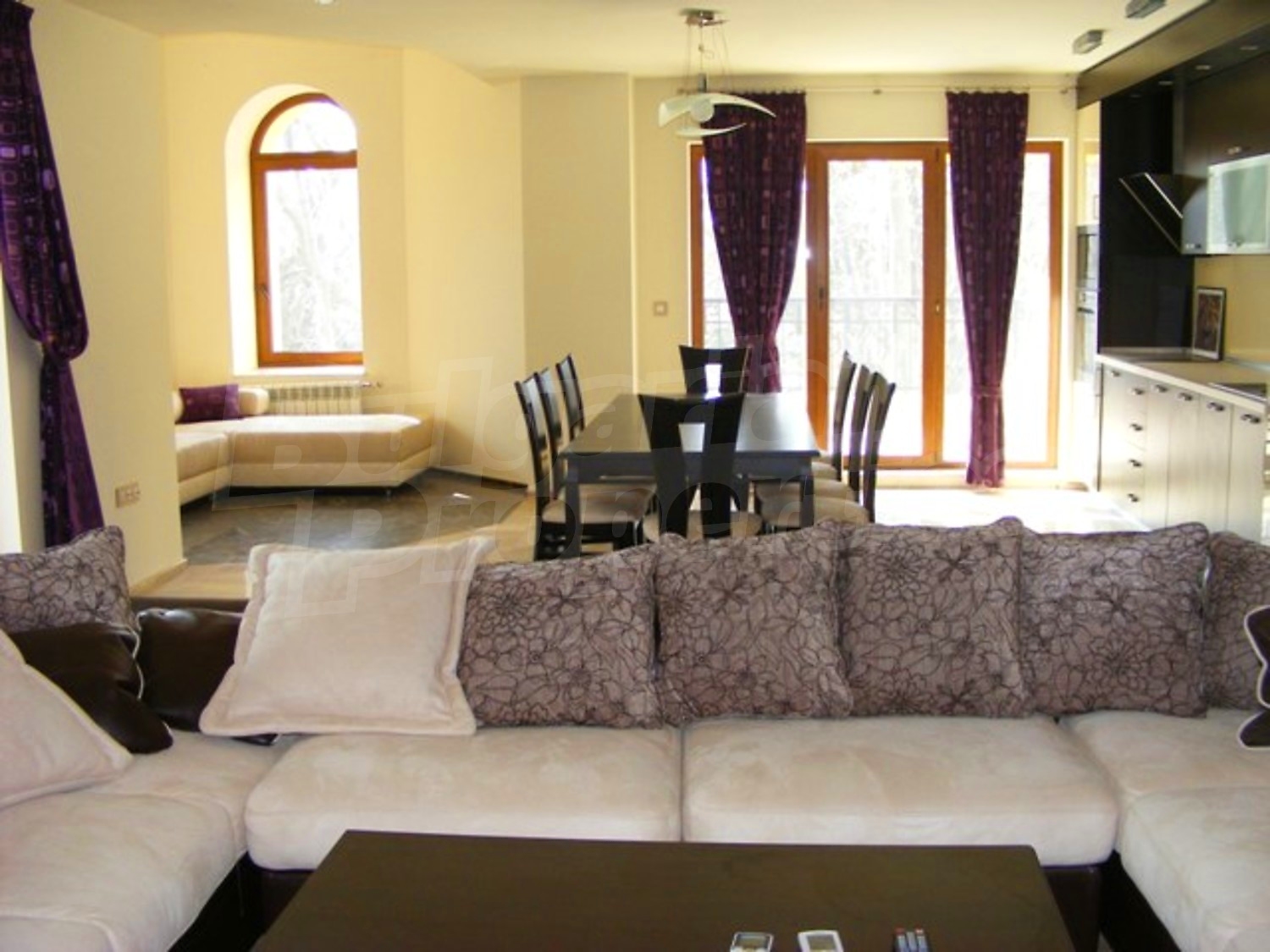 Gallery Picture 2