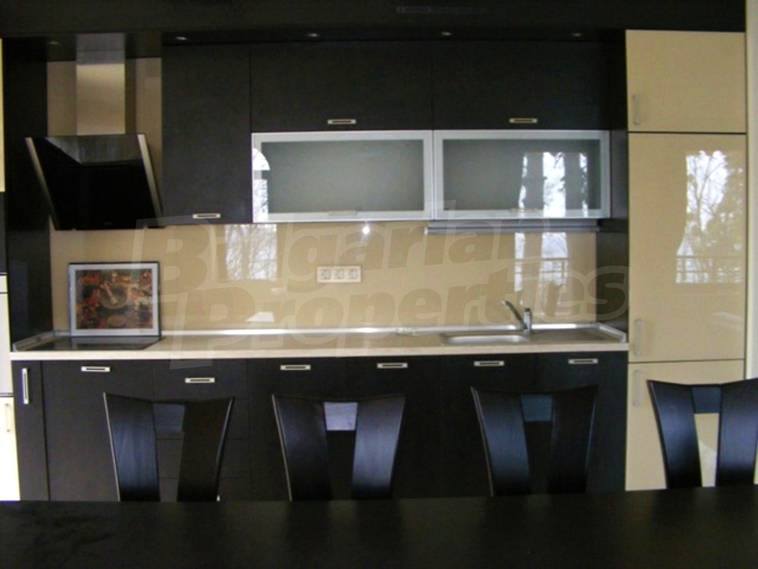 Gallery Picture 8