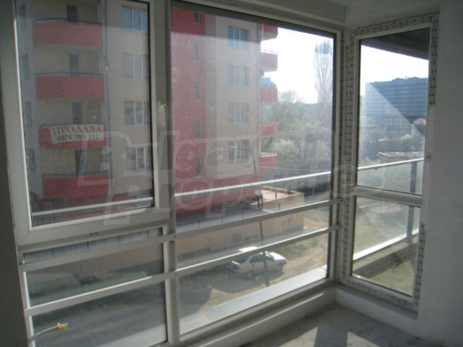 Gallery Picture 9