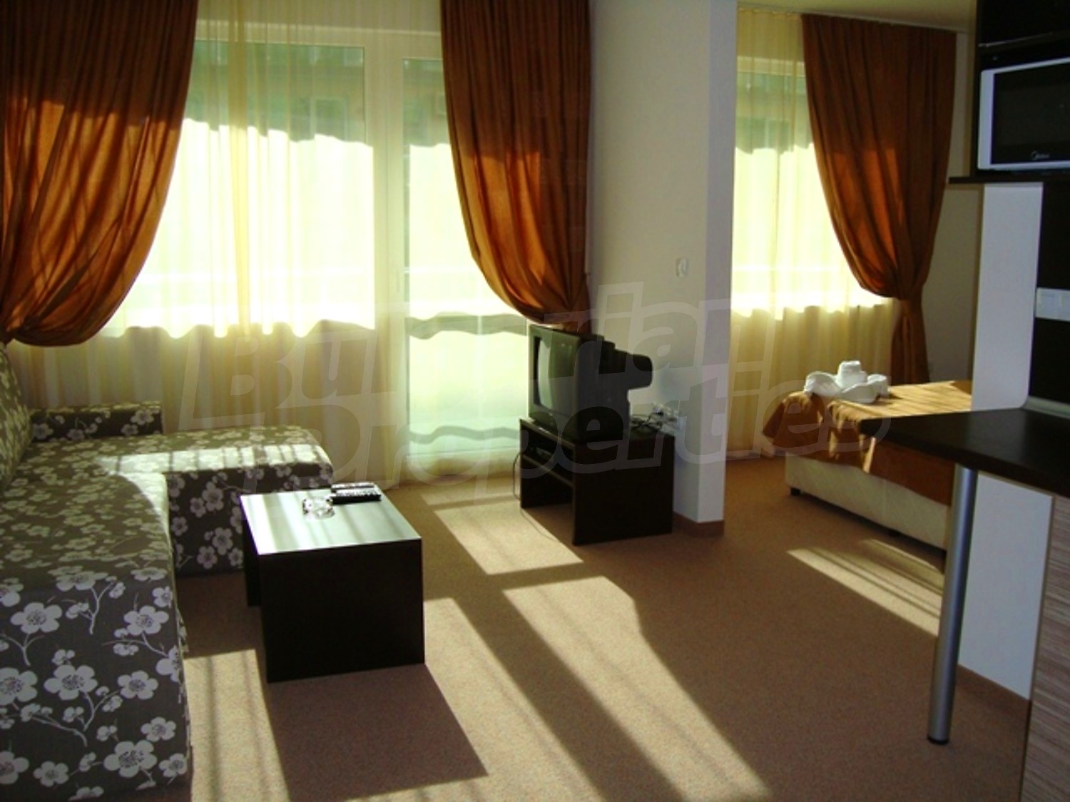 Gallery Picture 21