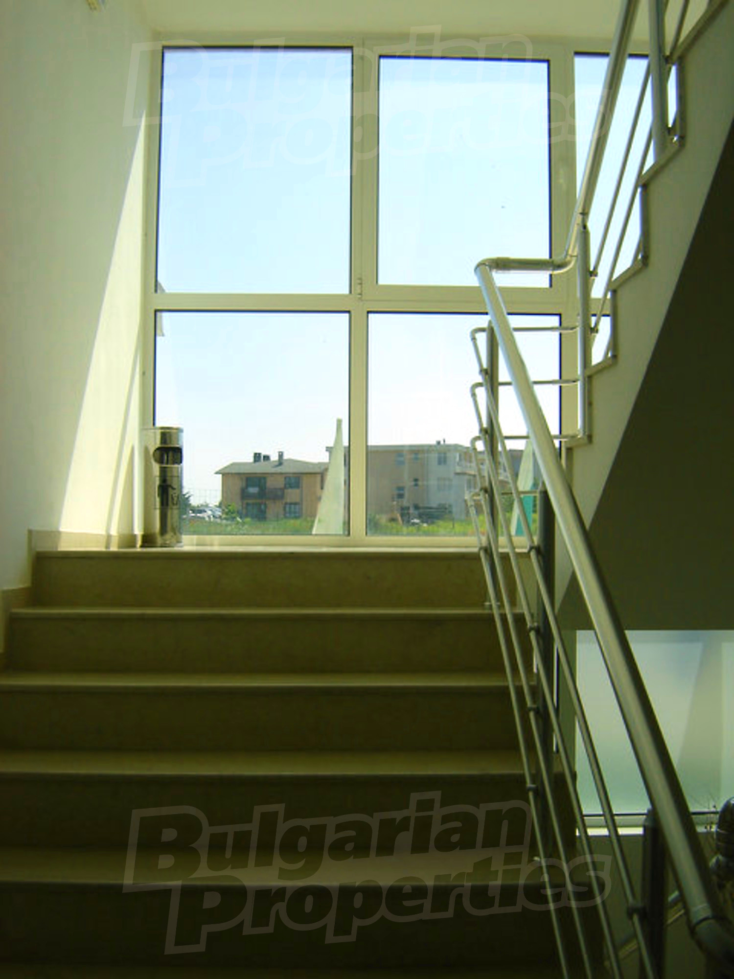 Gallery Picture 35