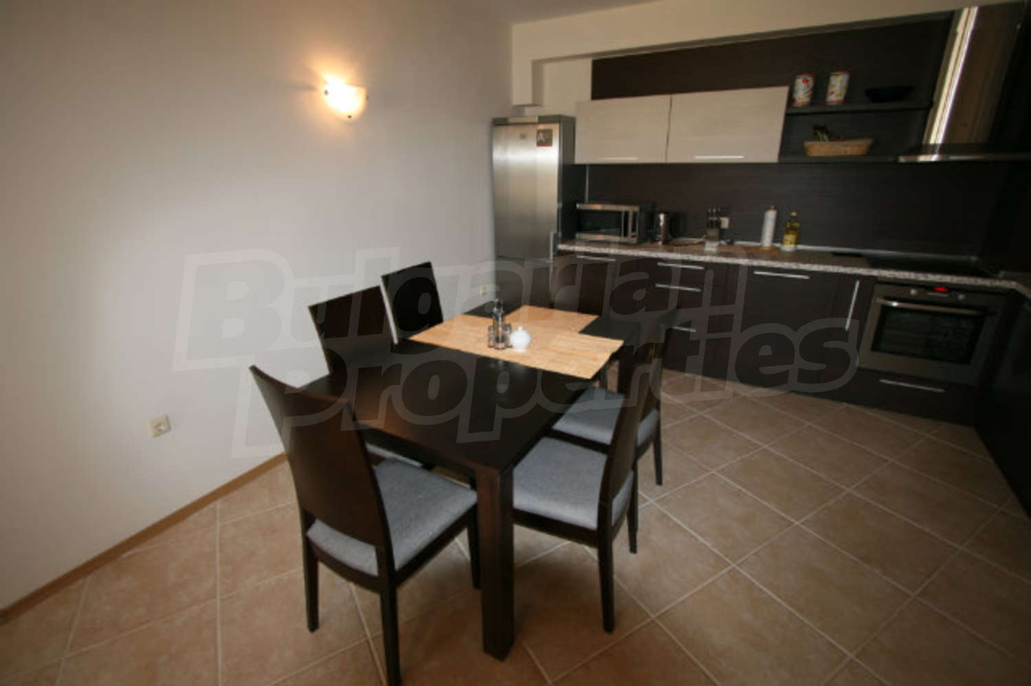 Gallery Picture 13