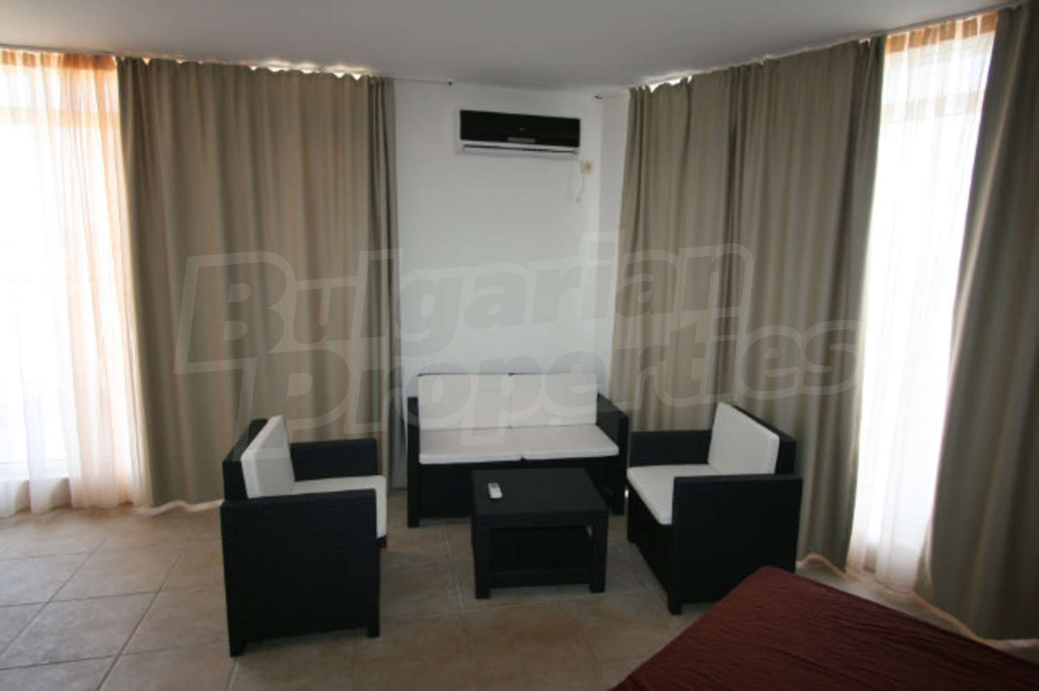 Gallery Picture 30