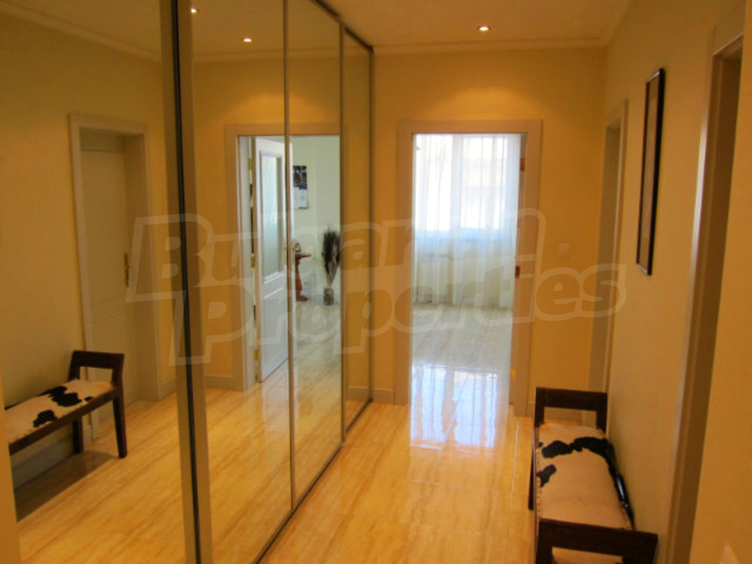 Gallery Picture 12