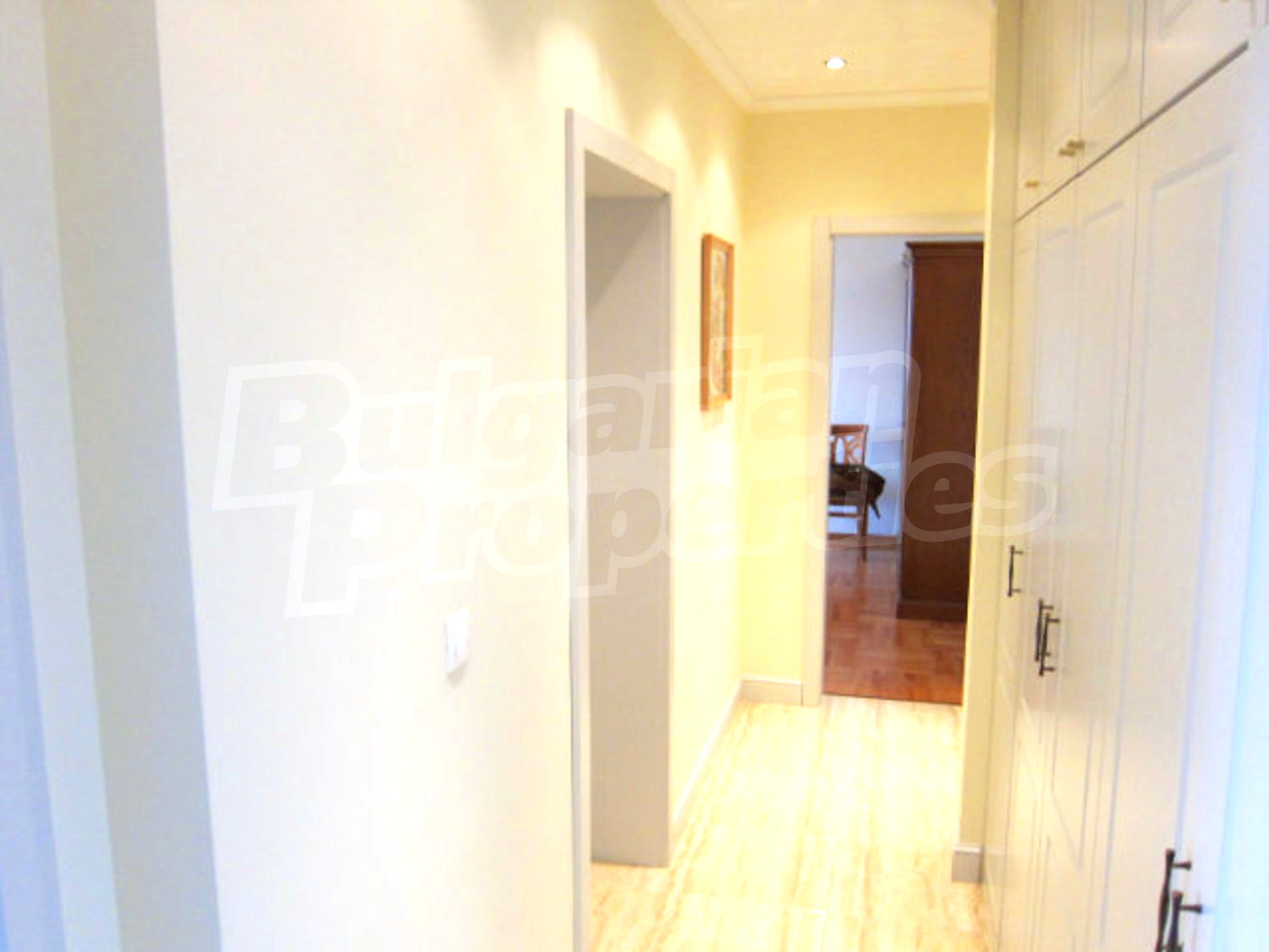 Gallery Picture 23