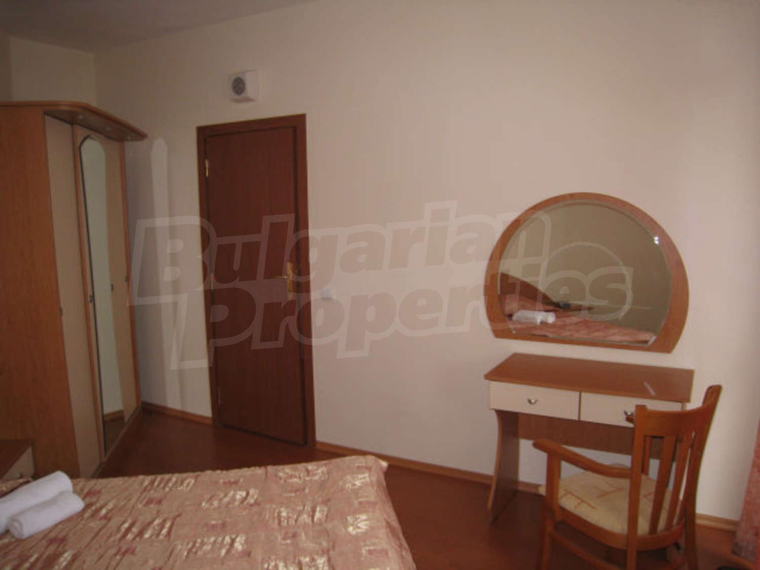 Gallery Picture 6
