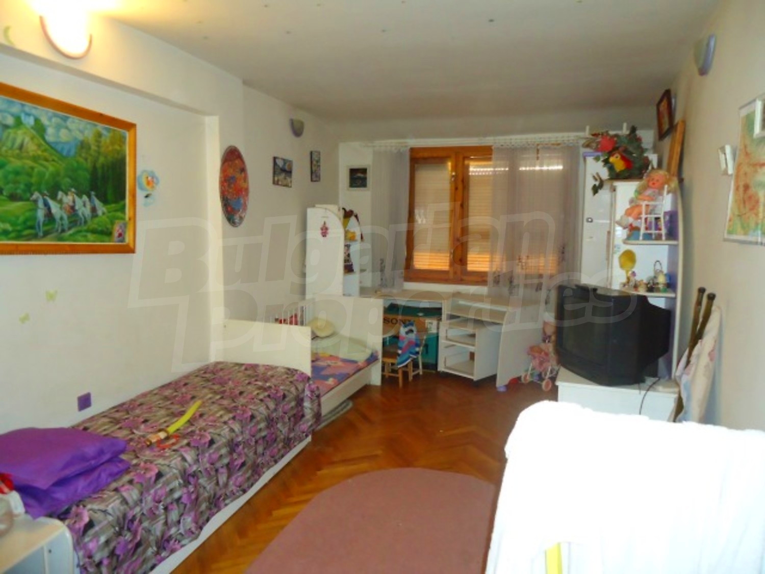 Gallery Picture 17